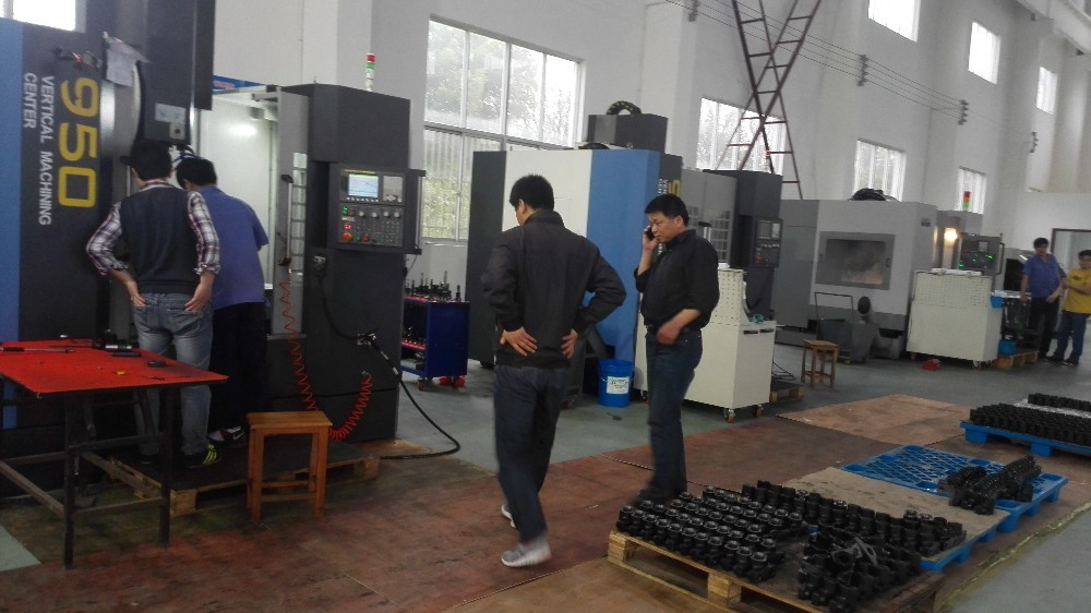 Customized Die Casting Machines Auto Aluminum Products Bus Parts(图6)